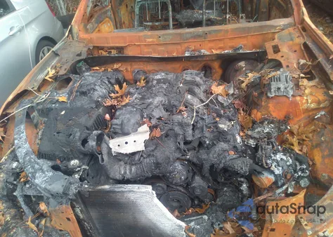 2014 Hyundai Equus Signature z USA, uszkodzony, nr VIN KMHGH4JH0EU077840